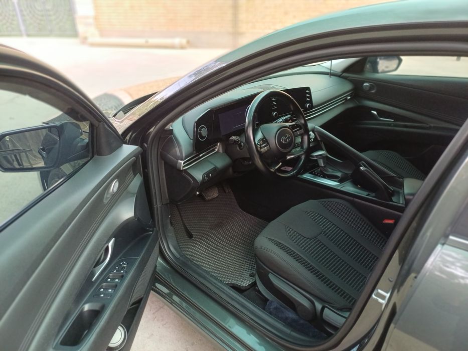 Hyundai Elantra  ARENDA