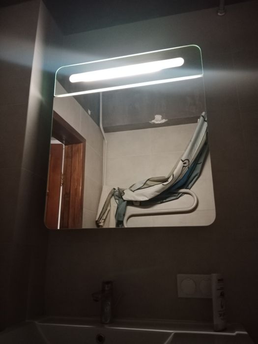 Раковина шкаф зеркало шкаф