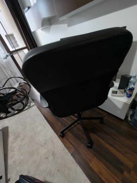 Donez scaun de birou