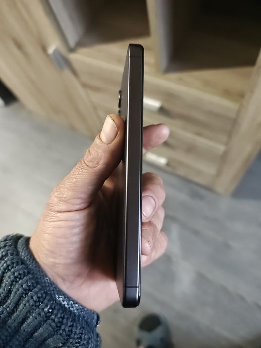 Телефон Samsung s24