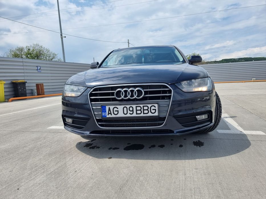 Audi A4 anul 2013