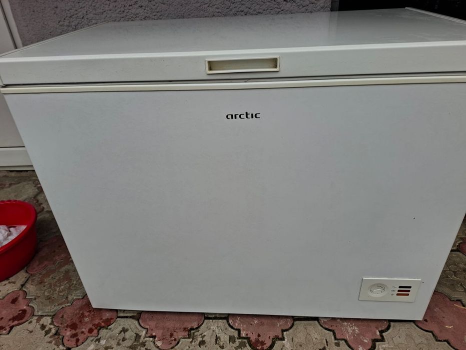 Congelator lada Arctic ~150-180L, stare foarte bună