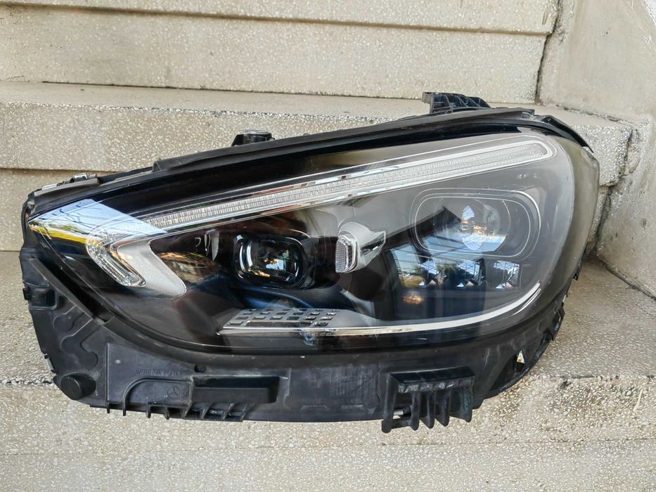 Фар Mercedes W206 C-Classa LED Ляв / Фар Мерцедес W206 Оригинален