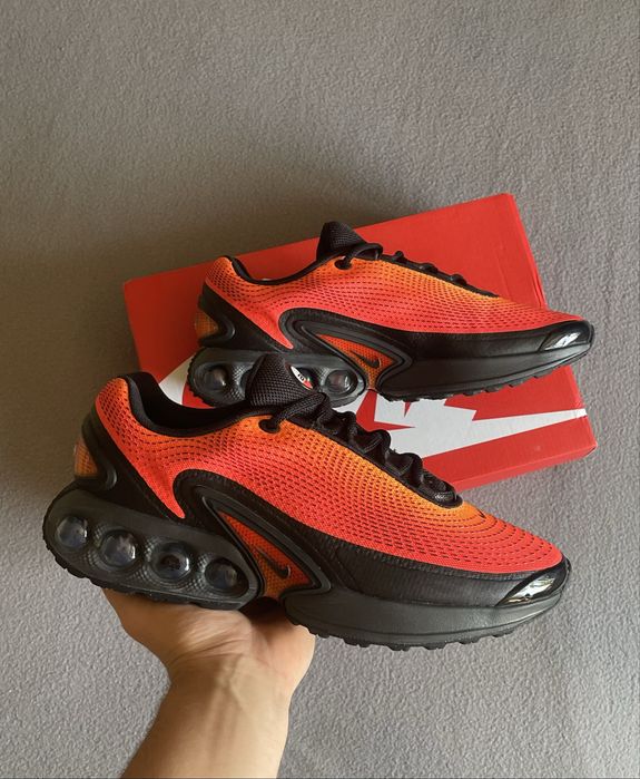 Nike Air Max DN black/orange