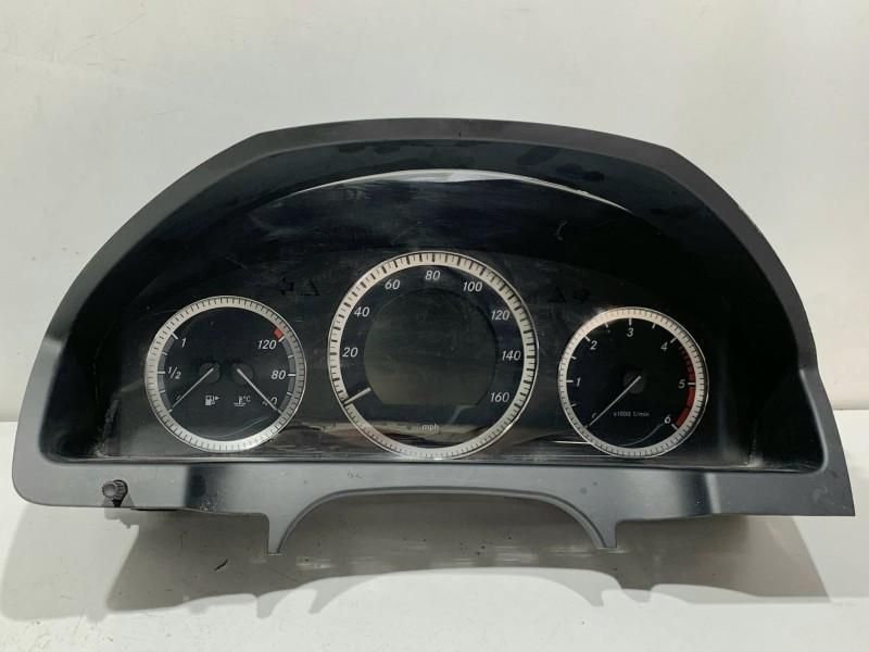 Ceasuri bord anglia Mercedes C-Class (2007-2010) [W204] 2.2 cdti A651 A2049002605