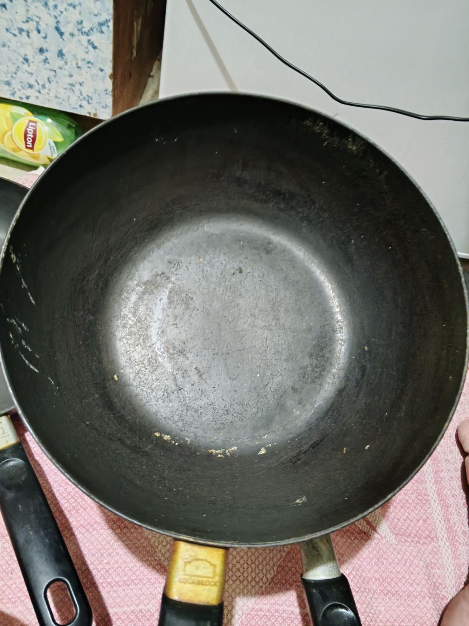 Продаются сковороды вок