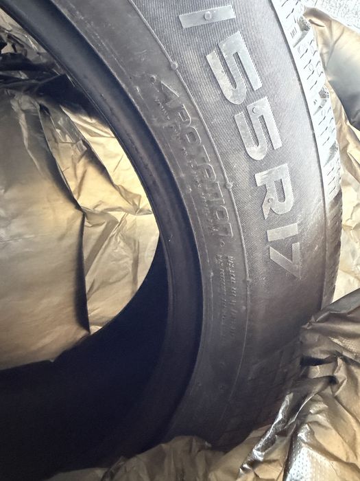 Продавам две зимни гуми Nokian WR Snowproof P