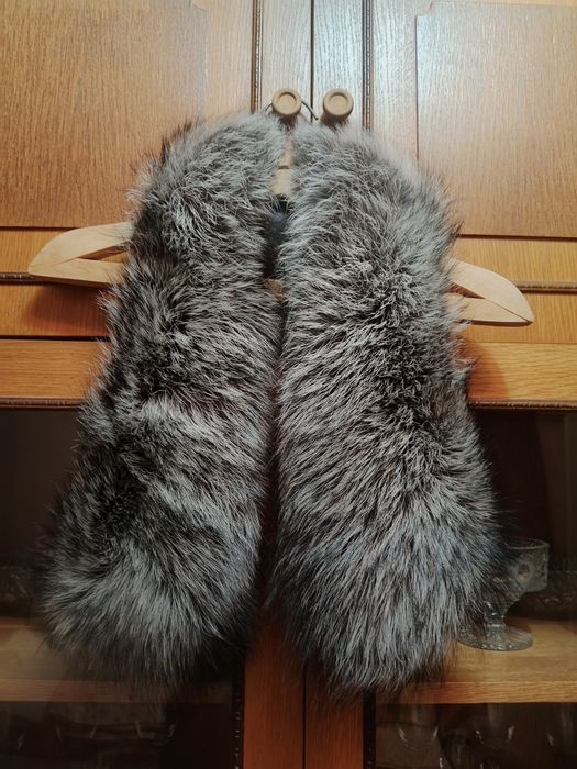 Меховой воротник чернобурка