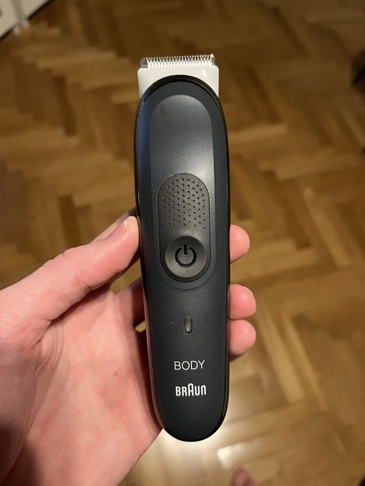 Aparat de tuns corpul Braun BG3340