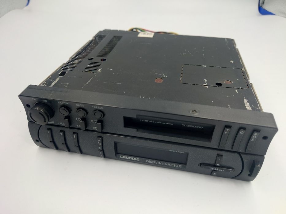 Grundig 5500 RDS , pentru PORSCHE din anii 90