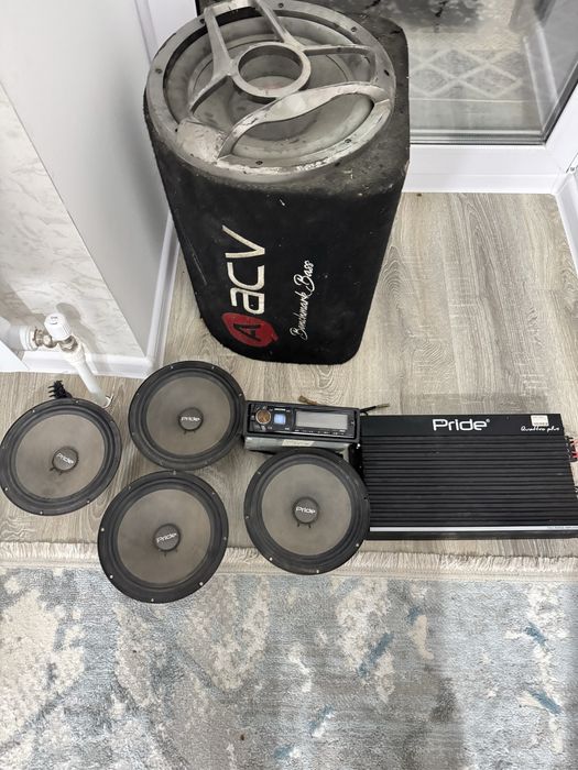 Продам хорошую музыку блины 20ки пионер ,Алпин Магнитафон,усилитель