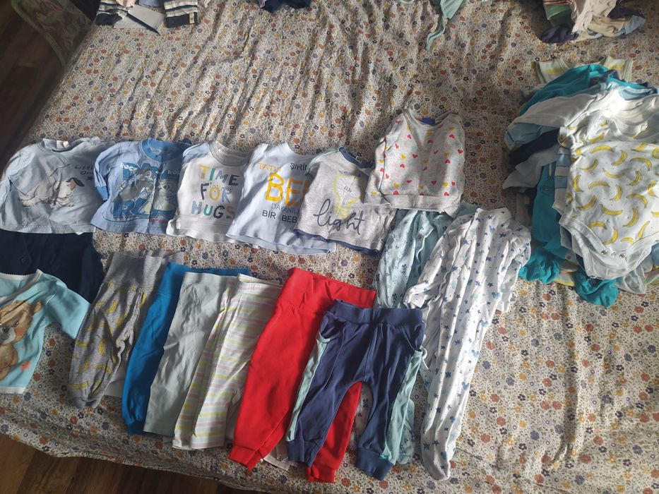 Подаряват се детски дрешки 0 до 2/3 г.