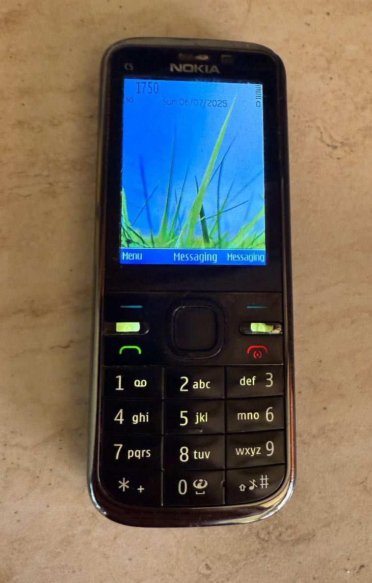 Лот телефони: Nokia C5-00, Nokia 110, Nokia 1800