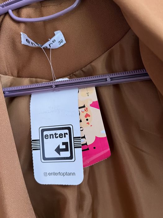 Дамски сака М размер