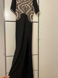 Дълга черна елегантна рокля с цепка