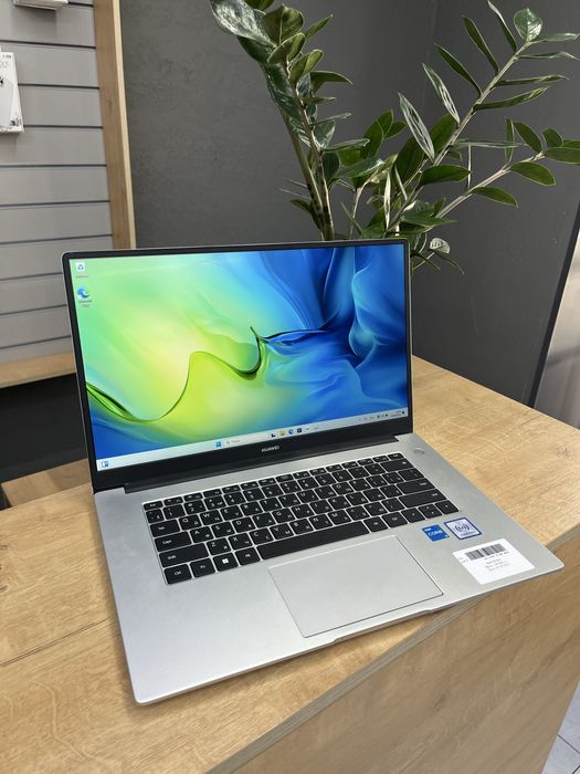 Huawei BoB-WD19/11th Gen Intel(R) Core(TM) i3-1115G4  3.00GHz//А