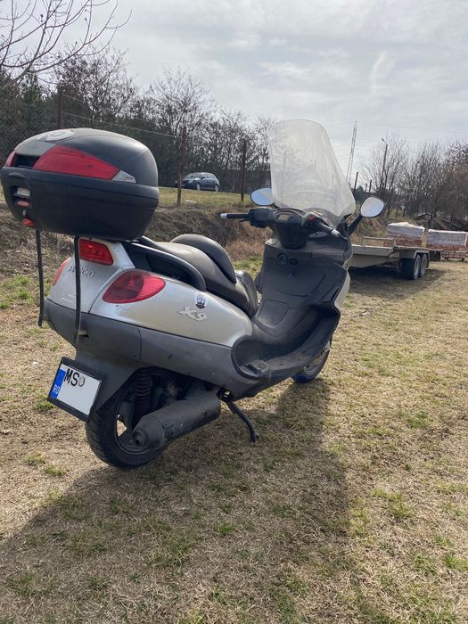 Scuter Piaggio X9