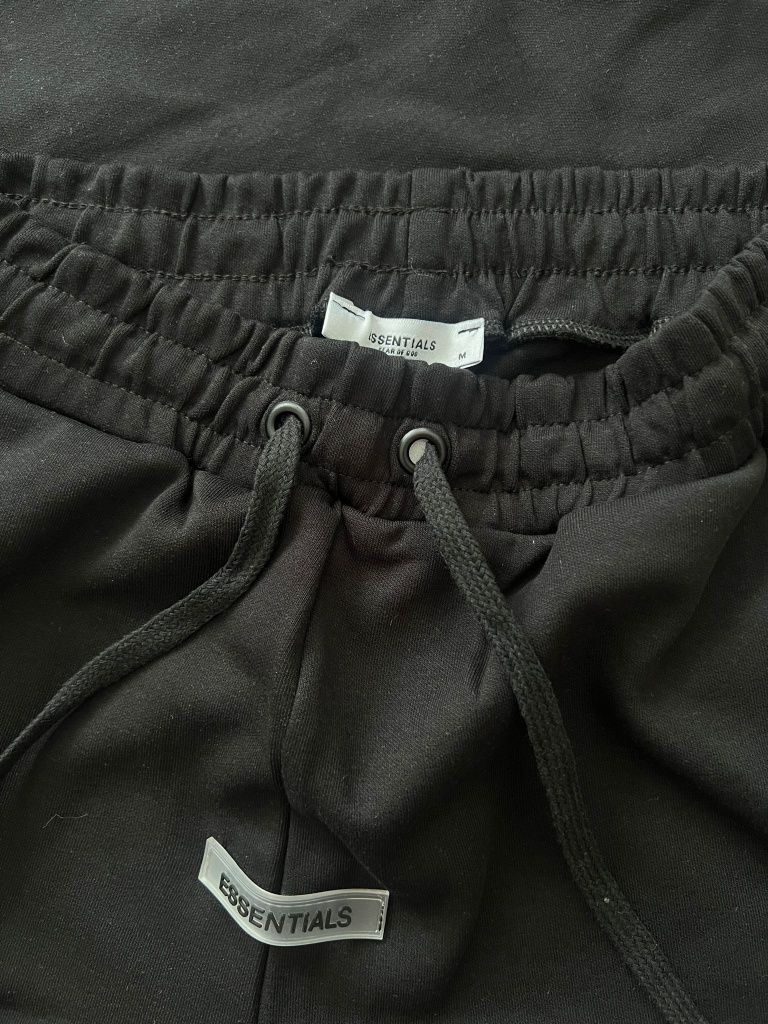 Compleu barbati Essentials