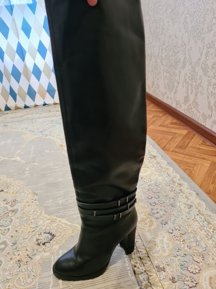 Сапоги зимние в отличном состоянии