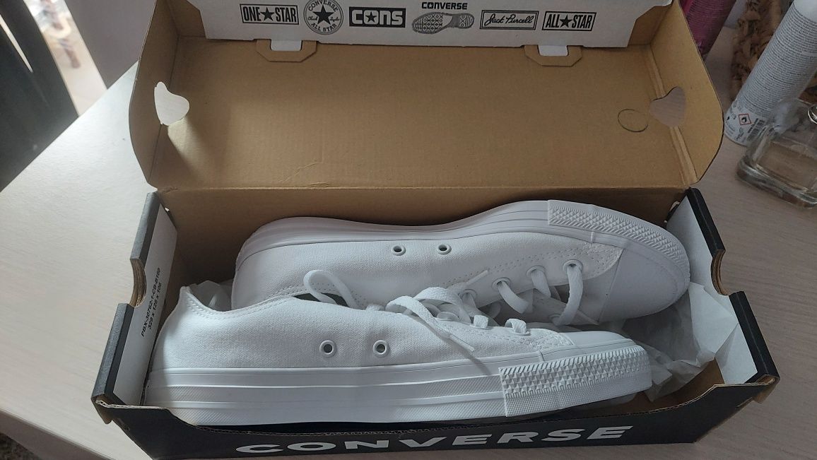 Кецове Converse 41.5, UK8