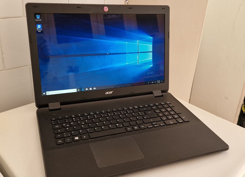 Laptop ACER 17" (8gbram+1 Tb) stare foarte buna!