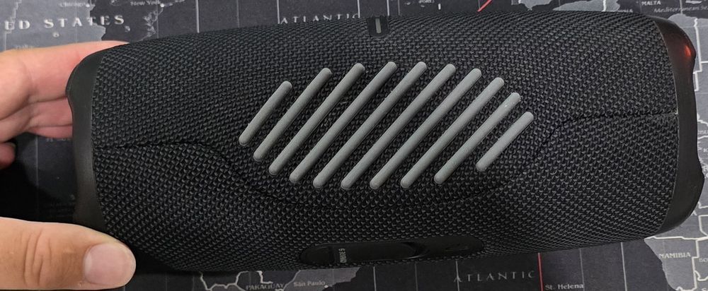 Портативна колонка JBL charge 5