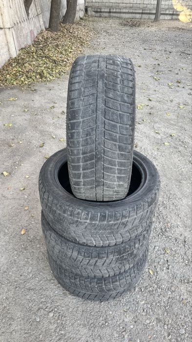 235/45/17 зимний
