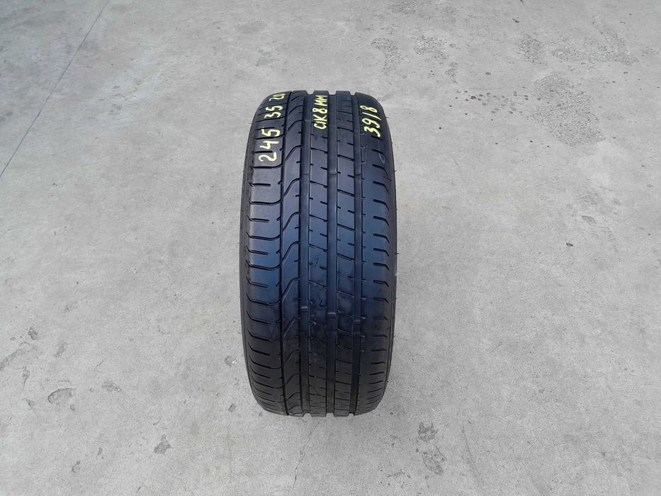 O anvelopa de vara 245 35 20 pirelli p zero profil de 8 mm