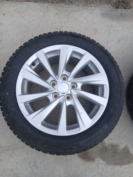 Зимние шины 17 Triangle