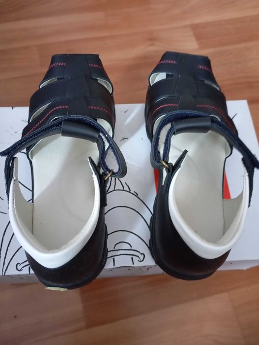 Детски ортопедични сандали Колев и Колев