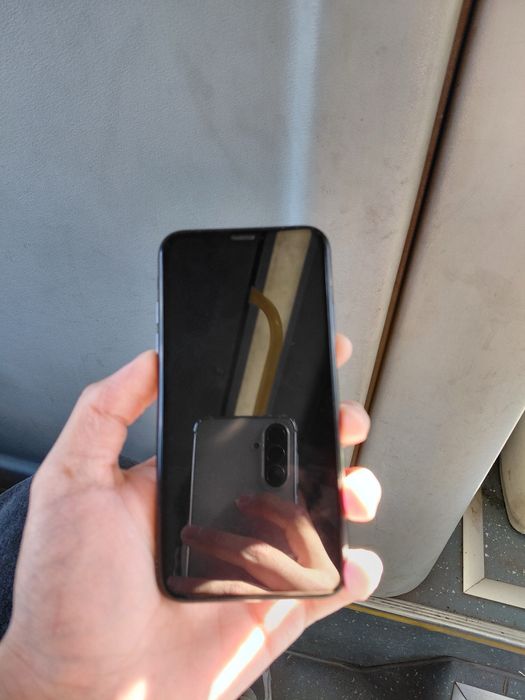 Айфон xs в отличном состоянии.