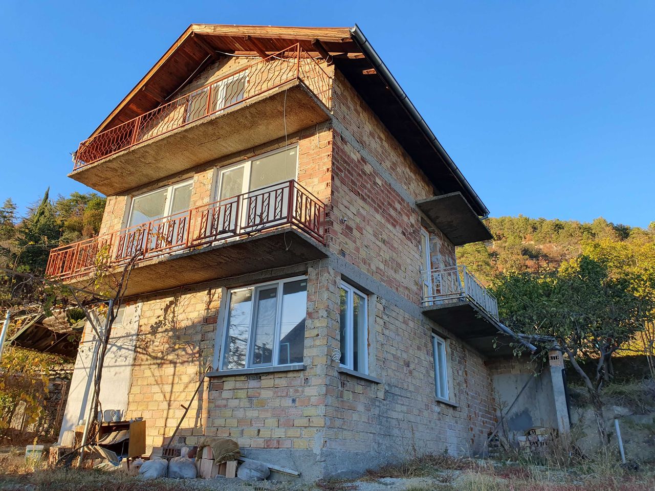 Продава се Къща в Казанлък - 134 кв.м за 514 €/кв.м - Снимка #21