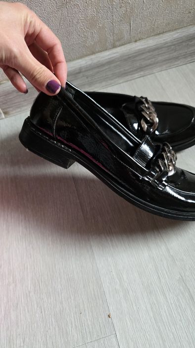 Продаю лоферы в отличном состоянии