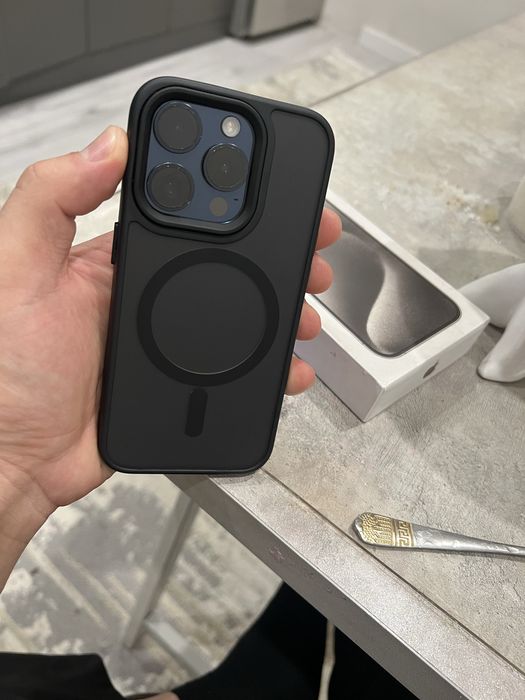 Iphone 15 pro в идеальном сост