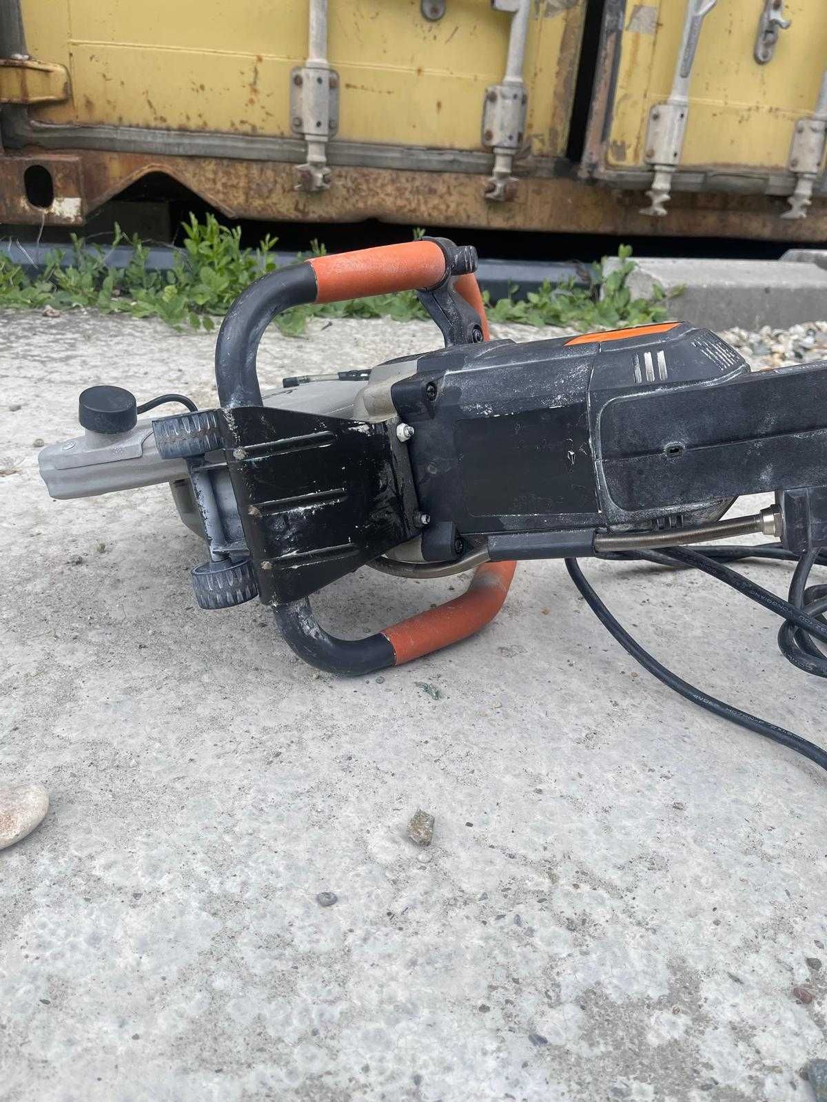 Masina de taiat beton, zidarie si piatra Evolution R300DCT+ 2400W