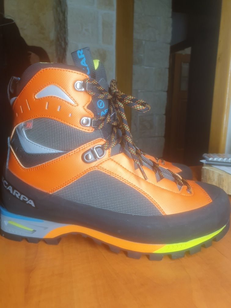 Bocanci munte SCARPA Charmoz HD