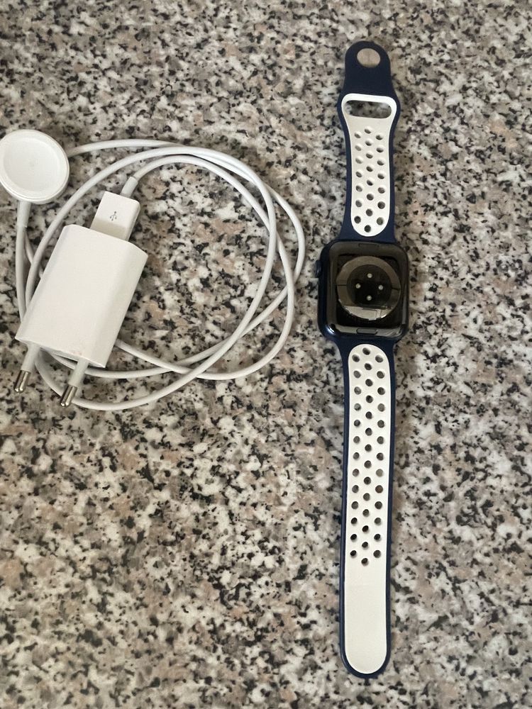 Apple Watch Seria 6  44 mm