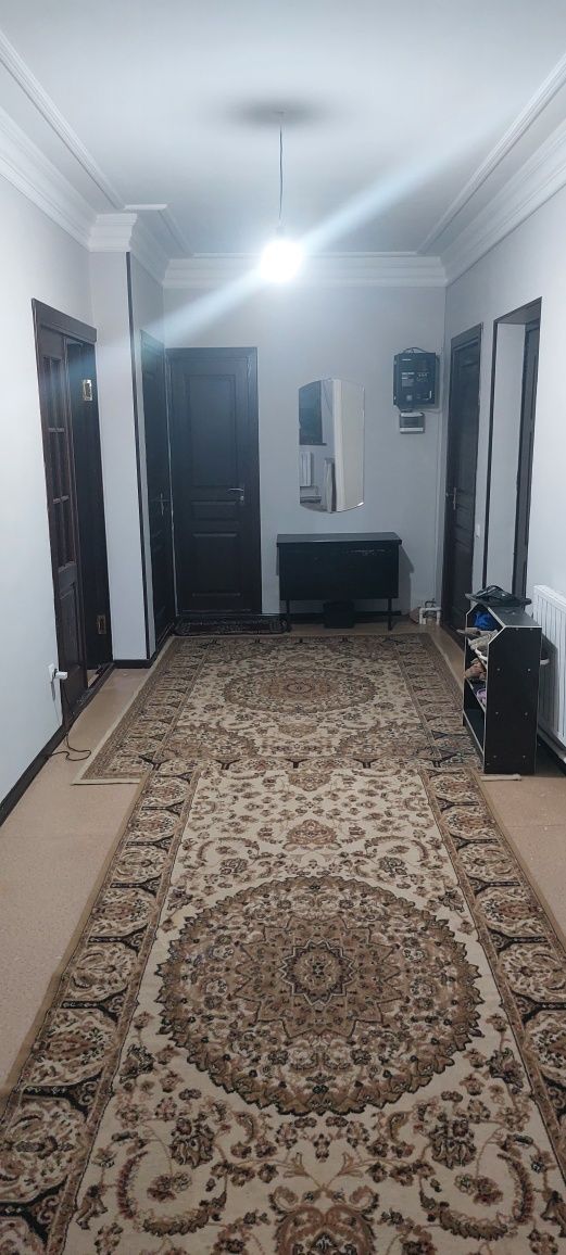 Termez shaxar uy sotiladi 3 xonalik