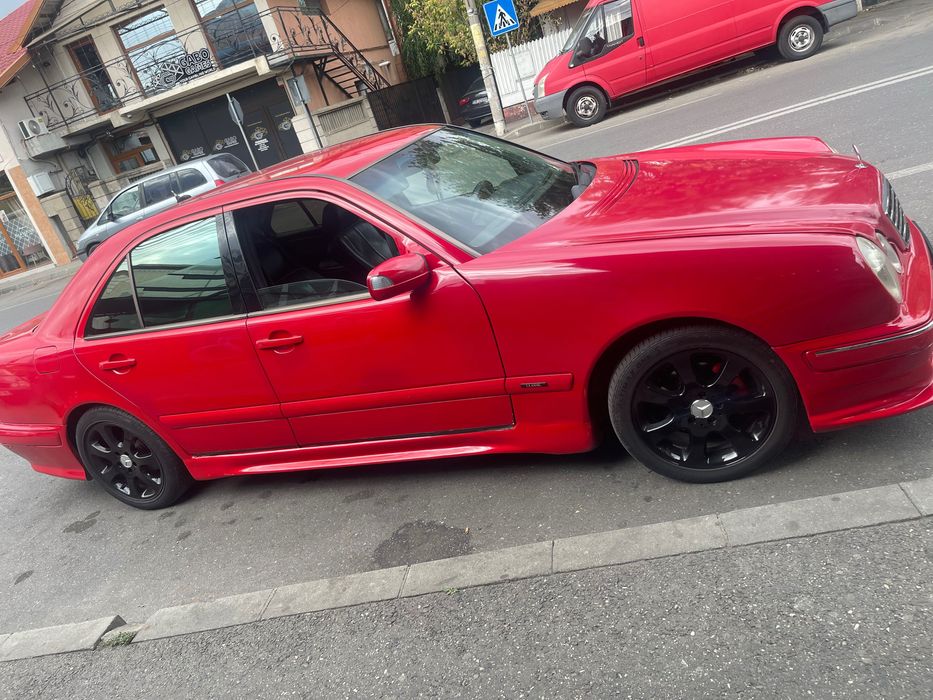 Mercedes E200 Classic CDI 2.2 manuala An2000