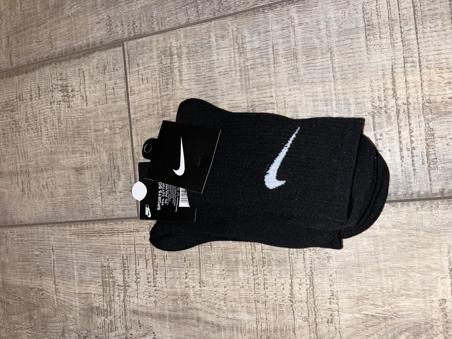 Soseste Nike negre