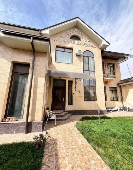 Продаётся Ракат боши 3.8 сотки'2 Уровеня'5 комнат