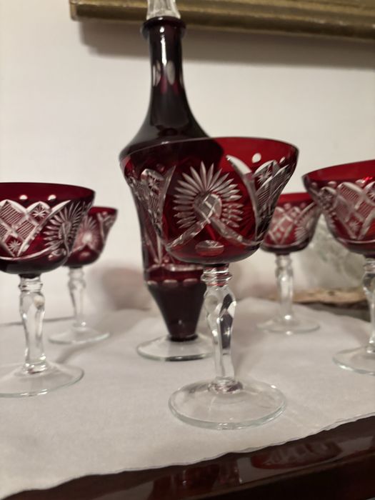 Set pahare din rubin pentru sampanie