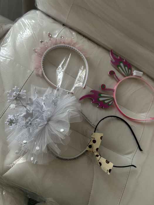 Ободки детские в хорошем состоянии, снежинки и доугие