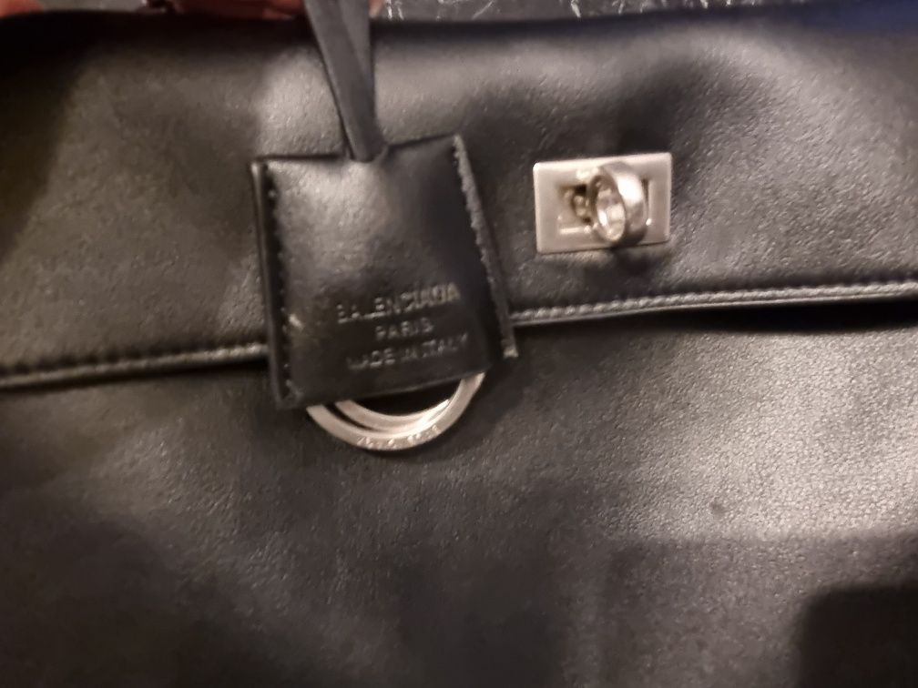 Оригинална Дамска чанта Balenciaga – естествена кожа, Made in Italy
