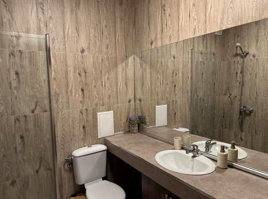 Дава се под наем Двустаен апартамент в Пловдив, Кършияка - 85 кв.м за 400 € - Снимка #8