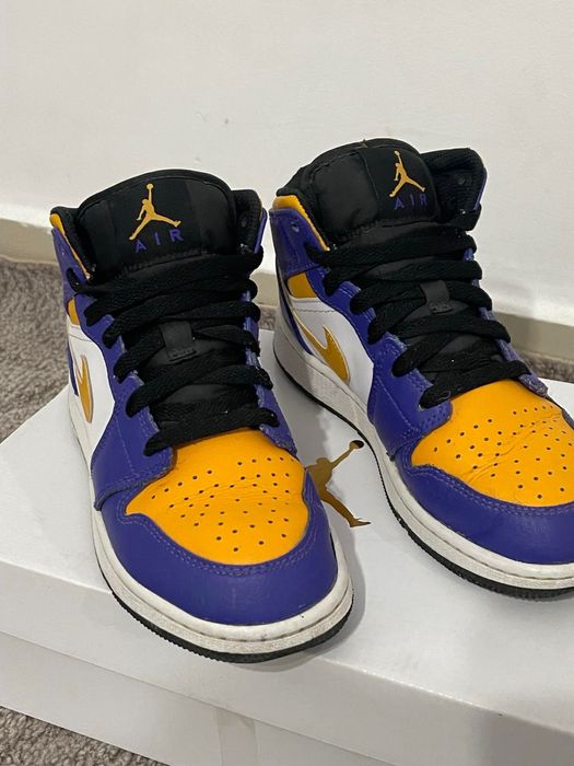 Adidași Jordan 1 Mid Lakers