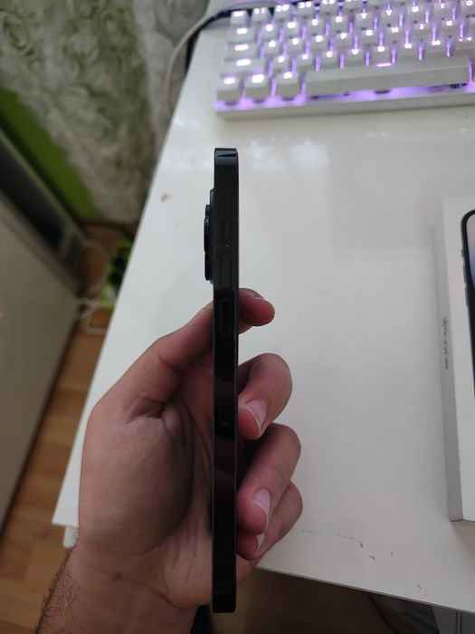 Iphone 14 pro max 256gb space black - дисплеят не работи