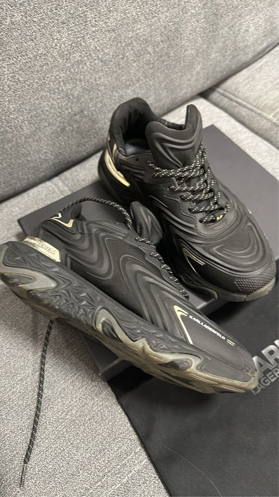 Adidasi dama Karl 37