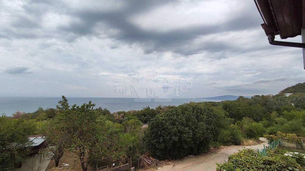 В.з Балчик, уникална вила с три спални и морска панорама, 265000€