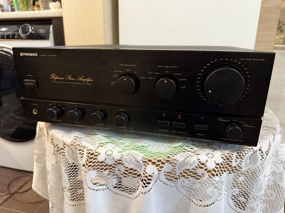 Pioneer A-676 стерео